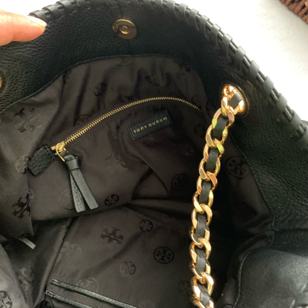 Handbag - Picture 3 of 5